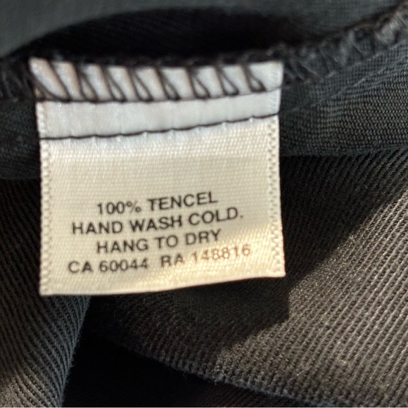 SMASH + TESS Sz M Zipper Jumpsuit 100% Tencel Pockets Collar in Barely Black - Picture 13 of 13